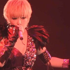 滨崎步2010-2011除夕夜倒数演唱会Ayumi Hamasaki - COUNTDOWN LIVE 2010-2011 A ~do it again~《ISO 41.24G》