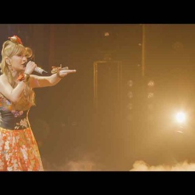 滨崎步Ayumi Hamasaki - TROUBLE B《ISO 35.8G》