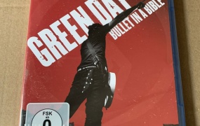 绿日乐队2005圣经上的子弹演唱会 Green Day Bullet In A.Bible 2005《ISO 35.2G》