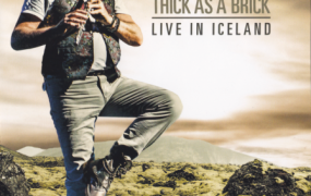 杰叟罗图乐团 伊恩·安德森 Thick As A Brick 冰岛现场  Jethro Tull\'s Ian Anderson.Thick As A Brick Live In Iceland 2014  《BDMV 44.1G》