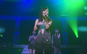 Buono!组合 Buono! Live Tour 2011 Summer ~Rock'n Buono! 4~ 横滨演唱会《BDMV 31.13G》