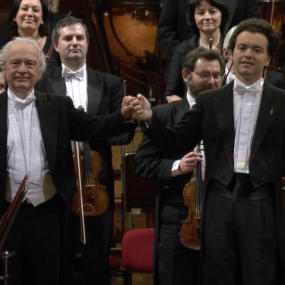 肖邦:第一第二钢琴协奏曲. Chopin Piano Concertos Warsaw. 2010《BDMV 21.1G》