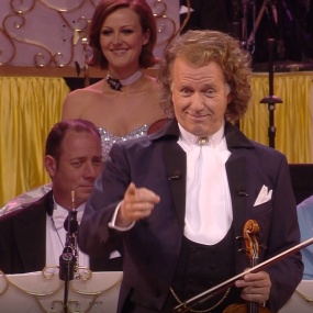 安德烈·瑞欧 - 璀璨晴空下 - 马斯特里赫特音乐会 2011 Andre Rieu - Under the Stars - Live in Maastricht V《BDMV 30G》