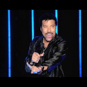 莱昂纳尔·里奇:经典传奇演唱会 Lionel Richie: Live - His Greatest Hits More 2007《BDISO 38.3G》