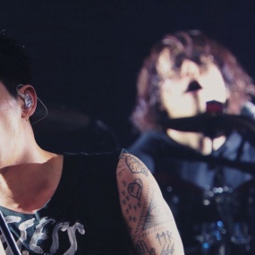ONE OK ROCK 2017 “Ambitions\