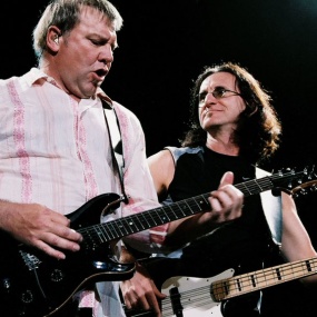 Rush - Beyond The Lighted Stage 2010 Blu-ray AVC 1080p 音乐纪录片《BDMV 35.6G》