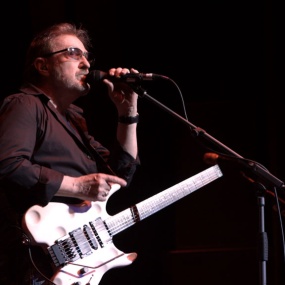 蓝色的牡蛎崇拜 Blue Oyster Cult - 45th Anniversary Live In London 2020《BDMV 19.1G》