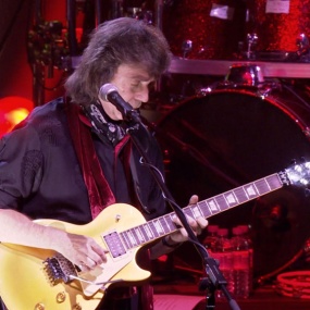 Steve Hackett - Live At The Royal Albert Hall 2013《BDrip MKV 17.3G》