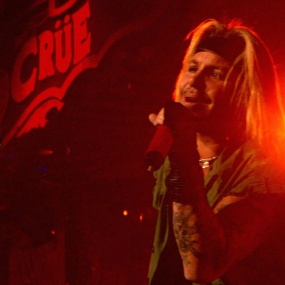 Motley Crue - Carnival of Sins 2005《BDrip MKV 10.9G》