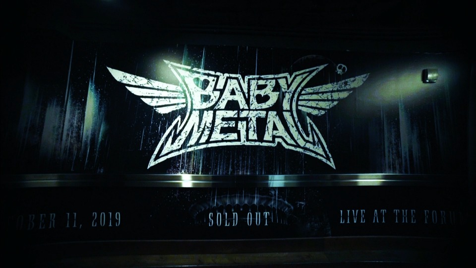 BABYMETAL - LIVE AT THE FORUM (4)