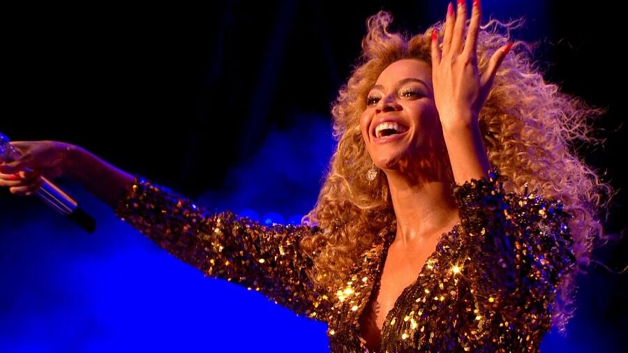 Beyonce - Live at Glastonbury 2
