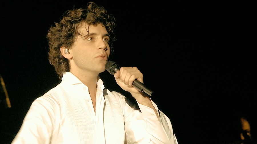 Mika - Live at Parc des Princes Paris 2