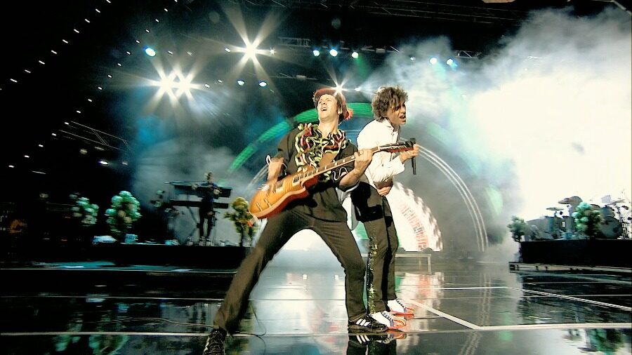 Mika - Live at Parc des Princes Paris 3