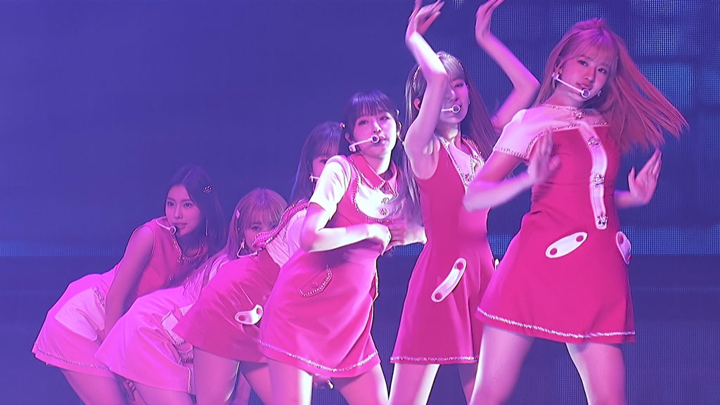 IZ*ONE 1ST CONCERT IN SEOUL EYES ON ME 2020《BDMV 双碟64G》 - 蓝光 